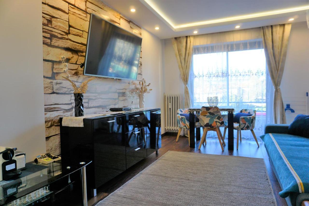 Charming Ac 2-Bedroom Apartment Antibes City Center Family, Couples Friendly Kültér fotó
